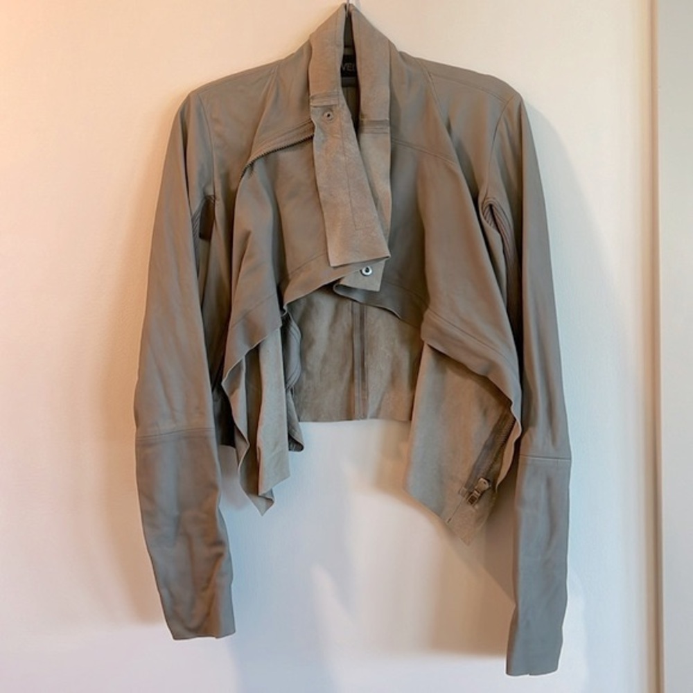 VEDA Leather Moto Biker Jacket - Picture 4 of 15